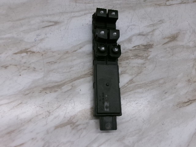 501201340013 03 to 13 Maserati Quattroporte Left Front Door Window Switch Sedan