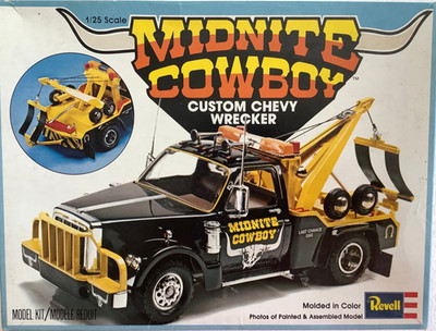  Revell H-1383 1:25 Chevy Wrecker ''Midnight Cowboy'' (GU416-25R16-B)