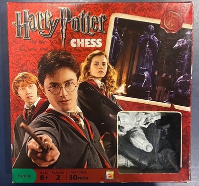 Harry Potter Chess Set Mattel 2009 COMPLETE!