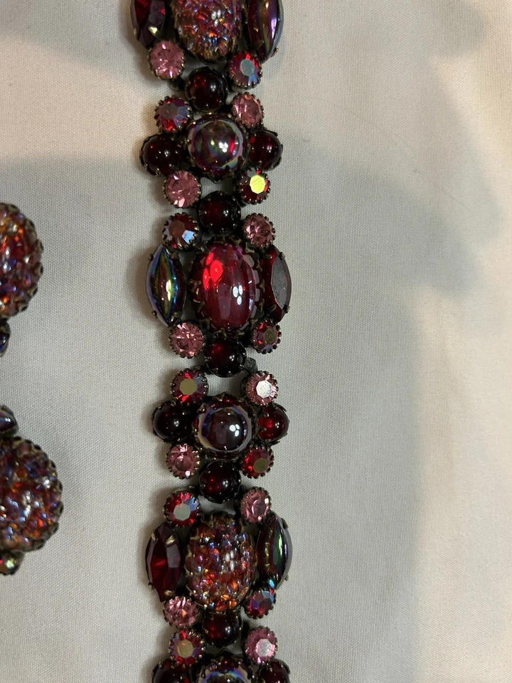 Juego de pulsera y pendientes de clip vintage Kramer of New York rojo rubí ~ rosa estrás Foto 3 de 4
