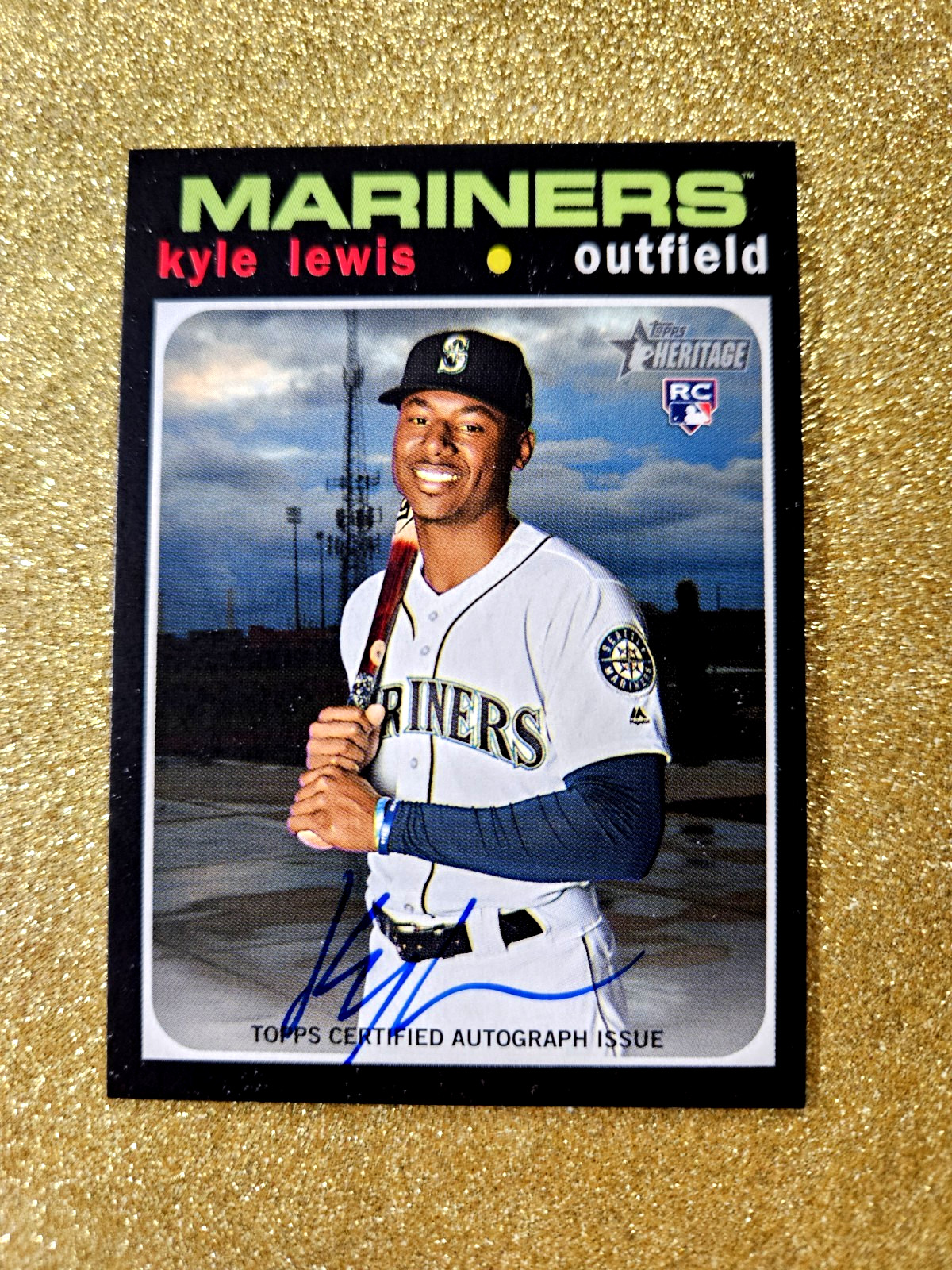 2020 Topps Heritage Real One Autographs Kyle Lewis Rookie Auto CENTERED #ROA-KL