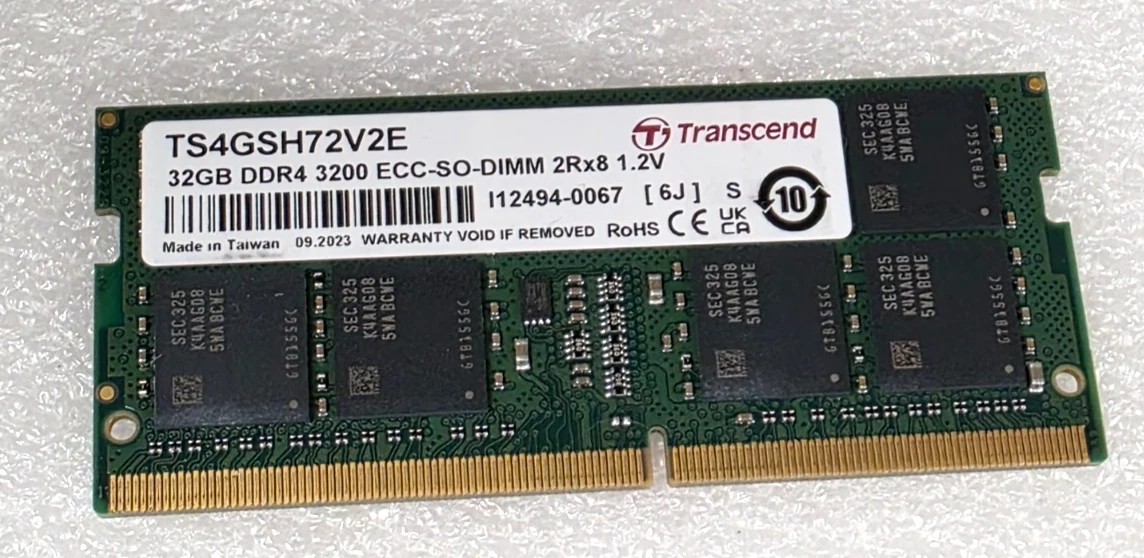 25+ PC4-25600 (DDR4-3200) Bus Speed Computer RAM 32 GB Capacity