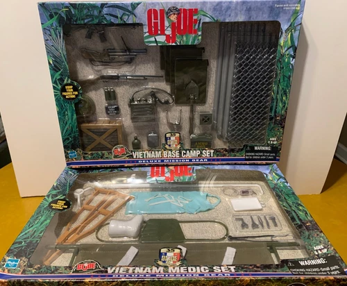 Vietnam Base Camp & Medic Set G.I. Joe 12" Gear Lot of 2 1999