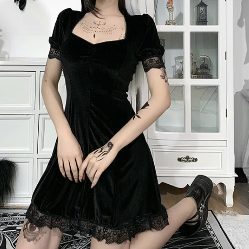 NEW Women Sexy Gothic Velvet Dress Square Neck Puff Sleeve Lace Trim Dress