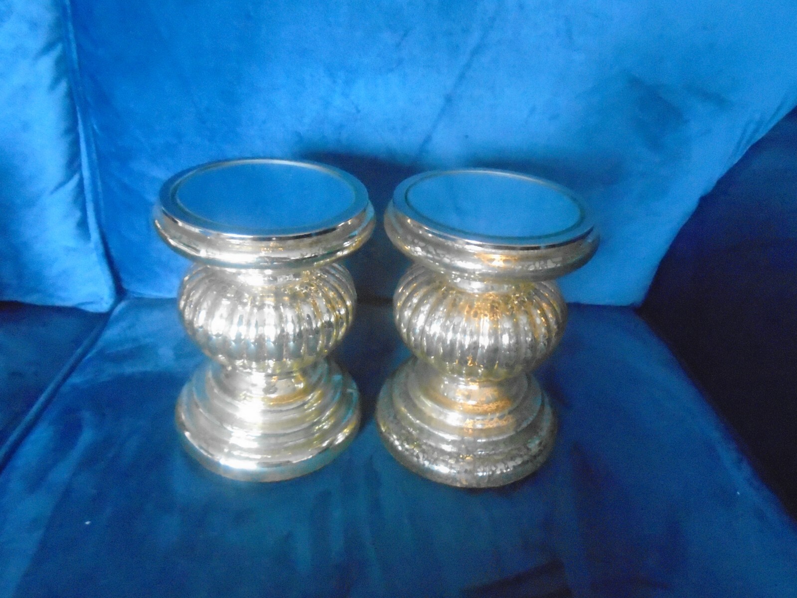 2 XMAS GLITTER GOLD CANDLE HOLDERS WITH MIRRORS/LIGHT UP BY VALERIE