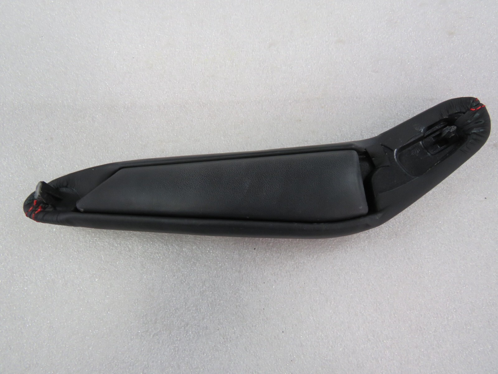 Ferrari Portofino, LH, Interior Door Pull Handle, Leather, Used, P/N 89115100