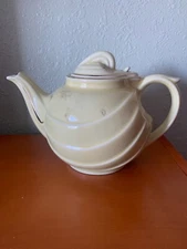 Hall China Teapot Six Cups Acorns And Leaves Yellow Scarce Great Shape