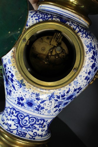 Antique Belgian boch Delft blue white faience lion heads clock - Picture 7 of 8