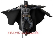 Medicom MAFEX Batman Tactical Suit ZSJL Action Figure No.272 New