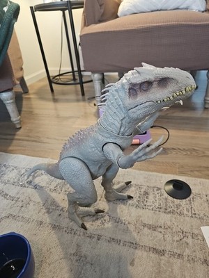 Jurassic Park World Destroy  N Devour Indominus Rex Lights N Sounds Chomping 