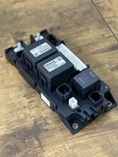 10-15 Toyota Prius Battery Junction Box Relays G3843-47031/G3843-47021