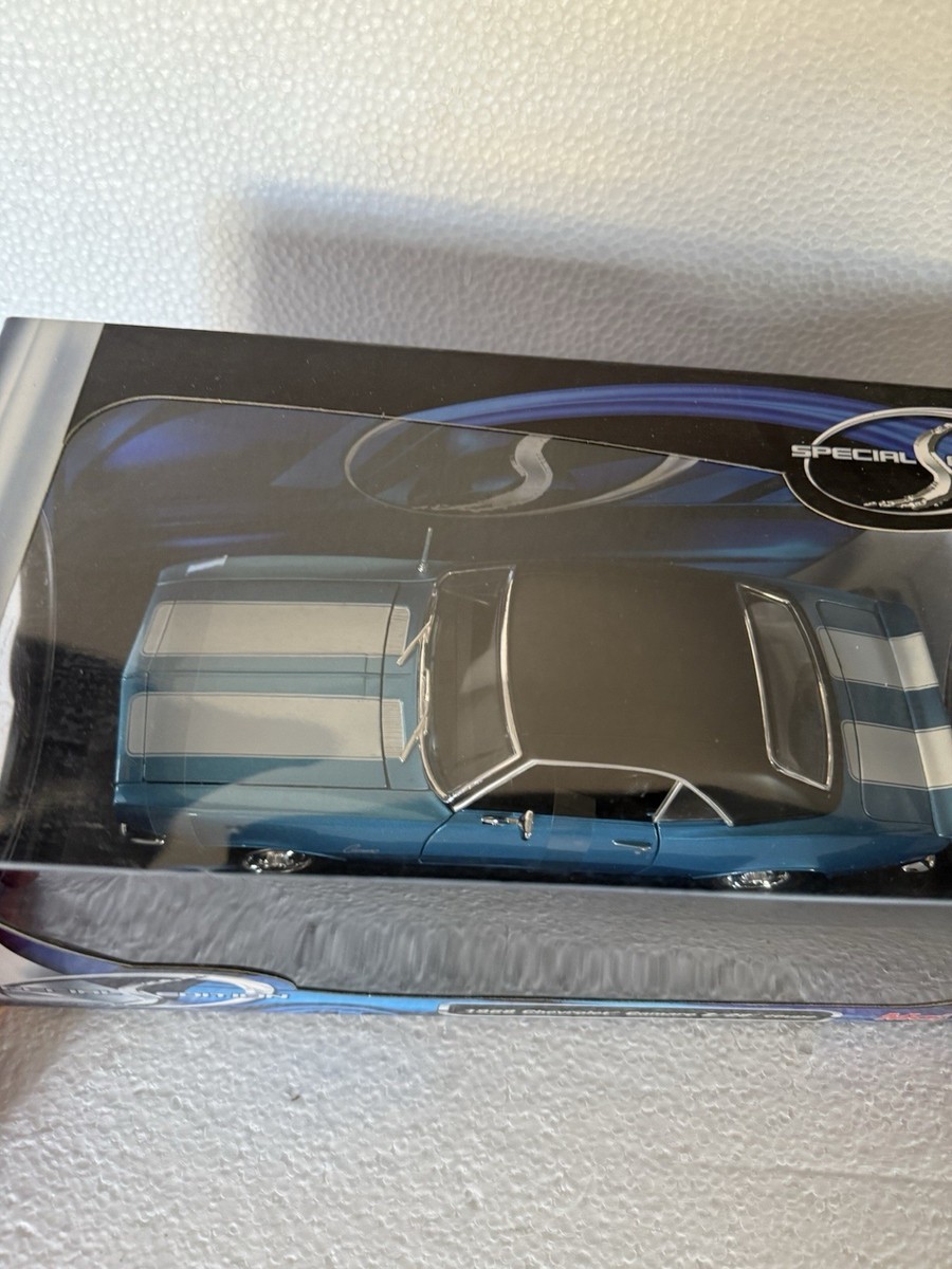 Maisto Special Edition 1968 Chevrolet Camaro Z/28 Coupe Blue