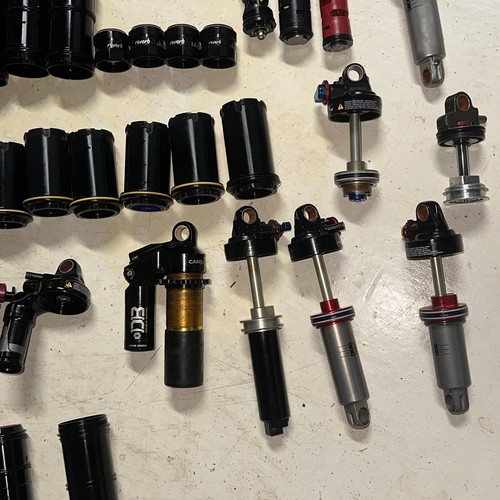 ENORME LOTE de piezas de amortiguador trasero para bicicleta de montaña MTB Rock Shox RC3 Fox RP23 Cane Creek - Imagen 6 de 14