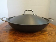 Calphalon 1382-12" Everyday PAN with LID