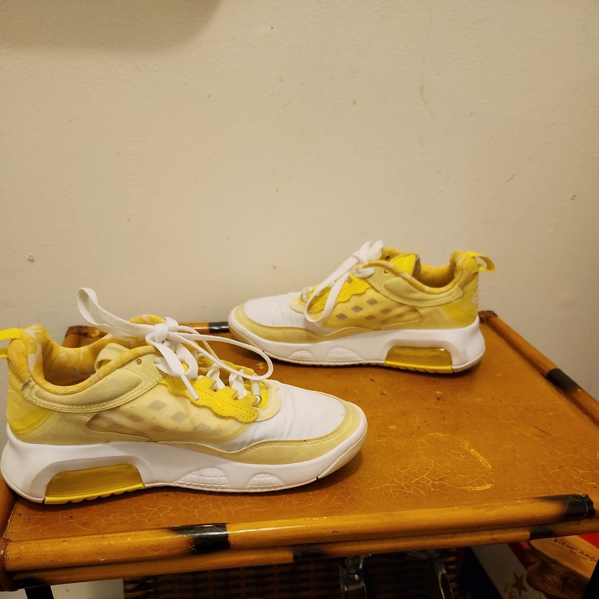 air max 200 yellow