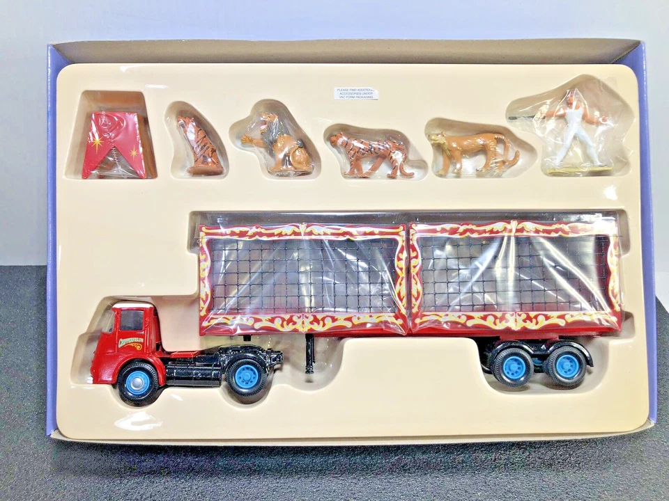 **REDUCED** 1997 CORGI CHIPPERFIELDS CIRCUS ERF W/LIONS & TIGERS L.E. #2238 BNIB - Image 2 of 4