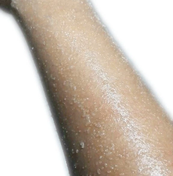 12 pcs YOKO Spa Milk Salt Scrub Skin Plus AHA Vitamin E Collagen Whitening 50g - Image 3 of 3