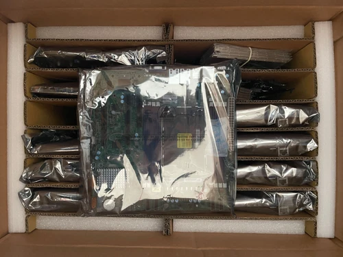 Supermicro X13SEM-F Single Socket LGA-4677 DDR5-5600MHz 8 DIMM - Picture 5 of 7