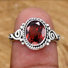 Garnet Gemstone Ring 925 Sterling Silver Designer Jewelry Ring Gift Jewelry MO22