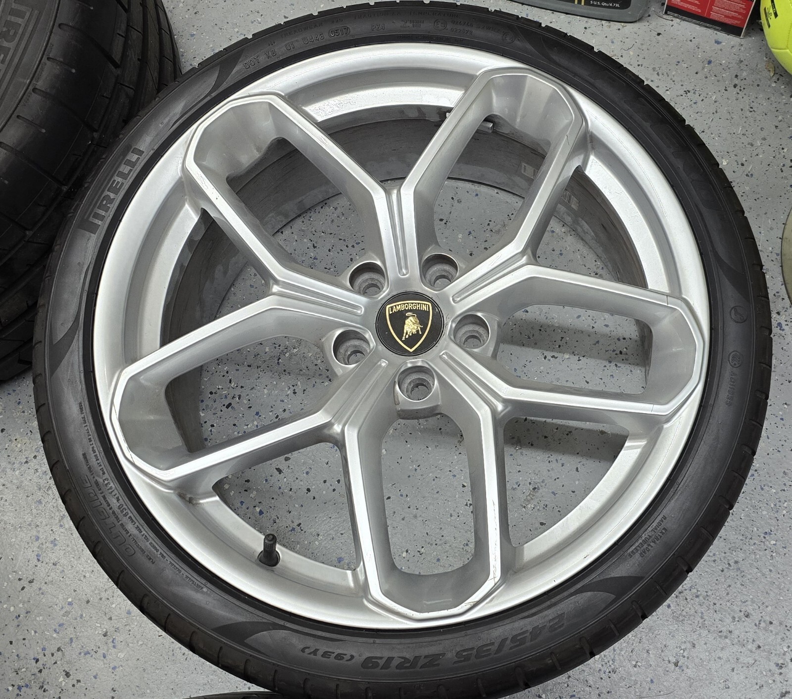 Lamborghini 19" OEM Huracan Kari EVO Wheels and Tires Stock Perreli Tires 33
