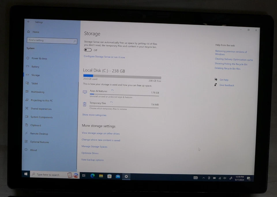 Microsoft Surface pro 7, 12.3", Black, i5, 8GB, 256GB- Touch issue, **Read Des** - Image 4 of 4