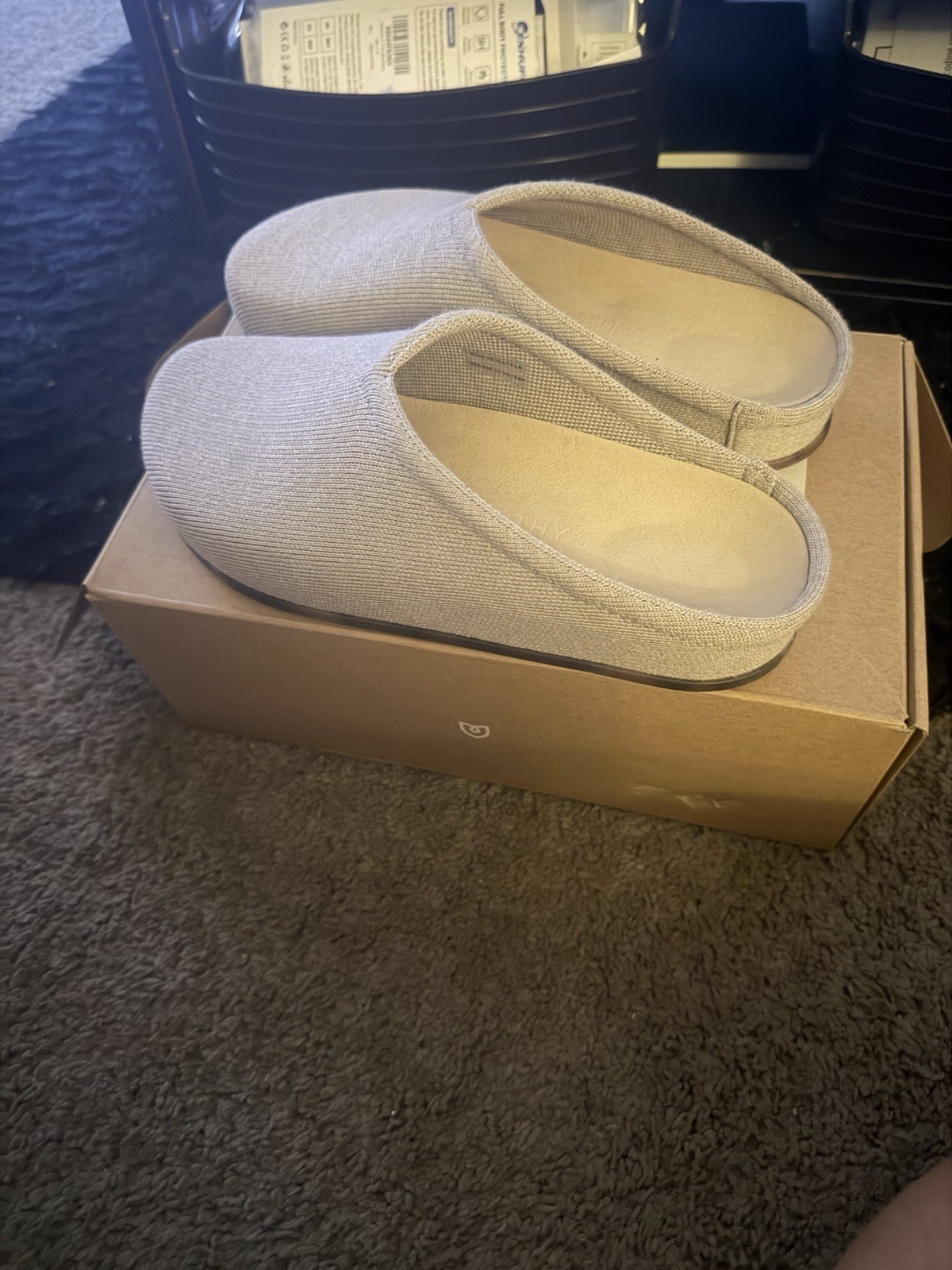 rothys clogs - image 1