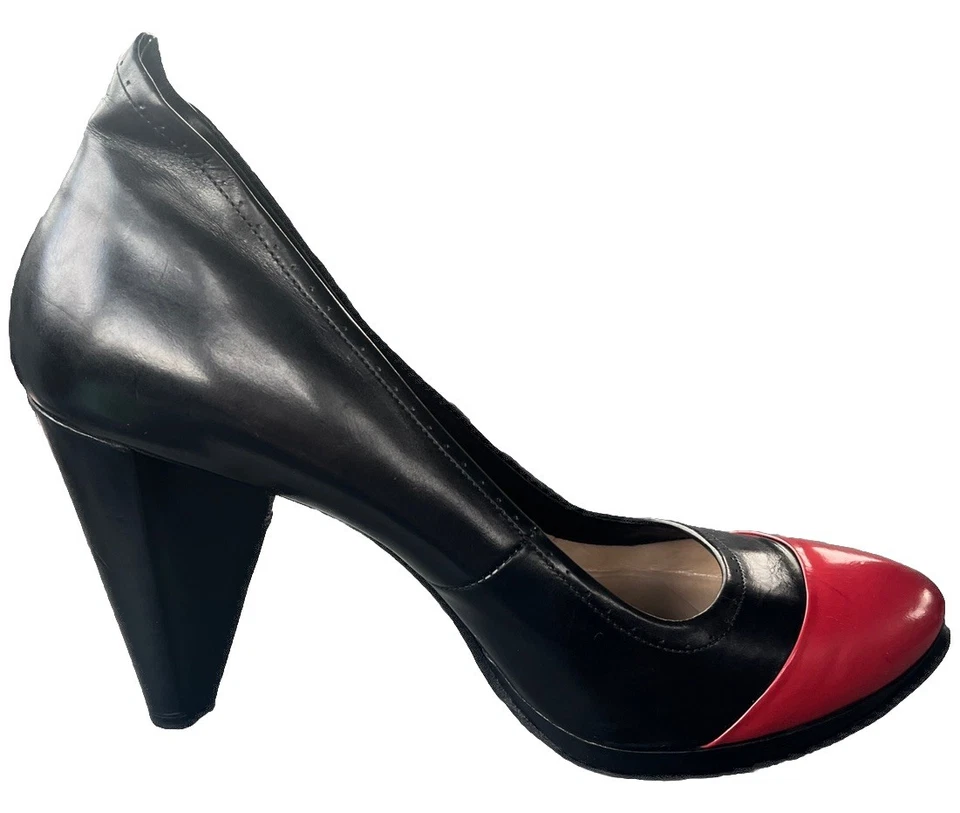 Zapatos de tacón COSTUME NATIONAL de cuero negro/rojo con punta redonda talla 8,5/39 Foto 4 de 4