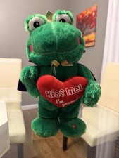 Gemmy Animated Dancing Green Frog Prince Song Watch Me Whip Nae Nae Valentines