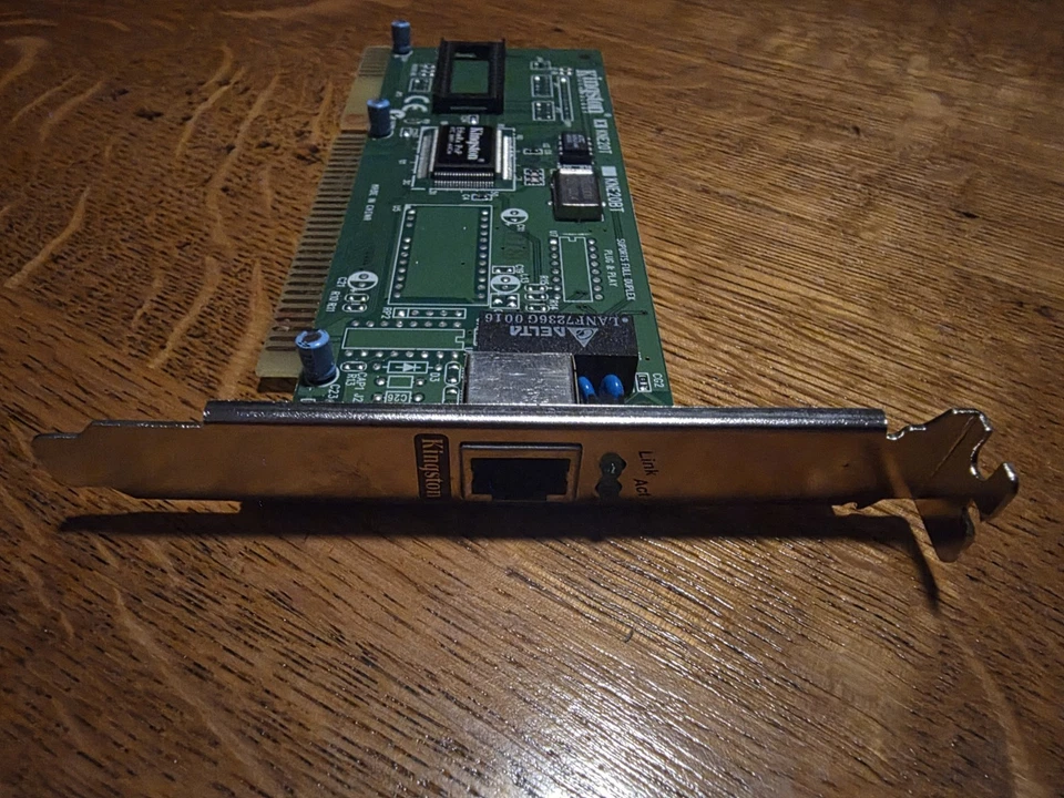 NETGEAR EA201 D2 Ethernet Card - Image 3 of 3