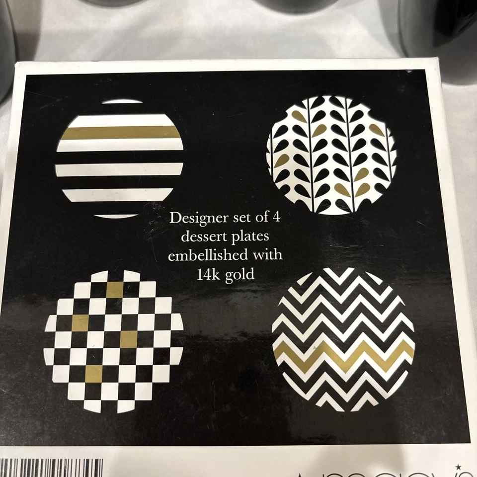 "Platos de postre de porcelana en blanco y negro de 6"" (4) más (4) tazas de café negras nuevas* se venden como conjunto" Foto 4 de 4