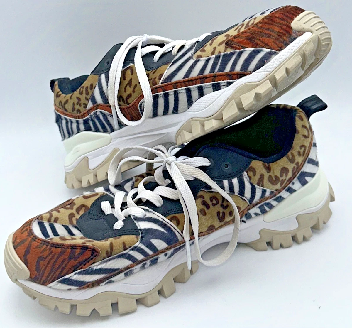Umbro Athletic Shoes for Women for sale | eBay display picture 1