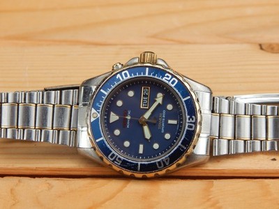Seiko Kinetic Titanium Sports 200 Diver Wrist Watch 5M43-0B30 Rare