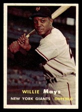 1957 Topps Baseball #10 Willie Mays EX/MT - NM *k1