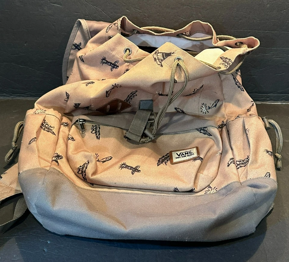 Bolso para libros VANS Coyote Hills marrón claro tipi y tótem funda para computadora portátil 19" Foto 4 de 4