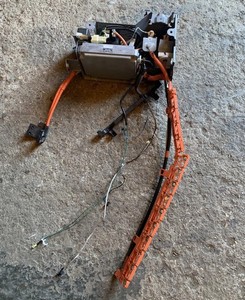 toyota Prius Hybrid 2004-2009 Battery Voltage Sensor with harness 89890-47071