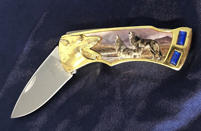 Vintage 1980s Howling Wolf Folding Pocketknife Collectible