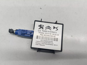 Peugeot 2008 MK2 Antenne Antenne Verstärker Modul 2020 9832982380