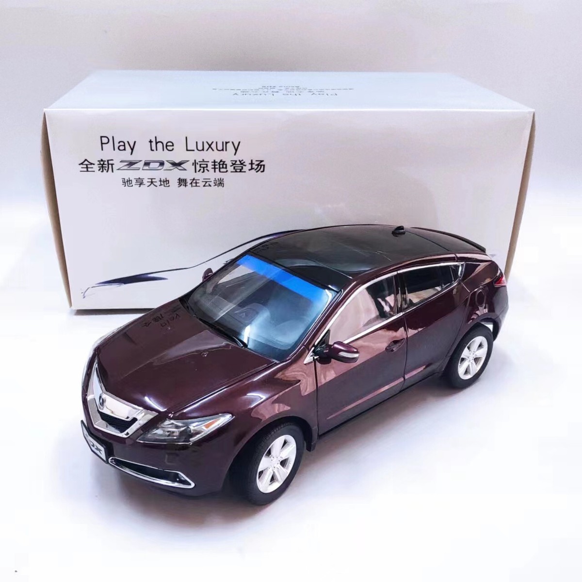 1/18 ACURA ZDX SUV / China HONDA Acura 2018 Dealer model