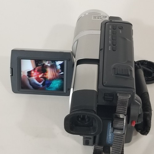 Sony DCR-TRV608 Camcorder Digital8 Hi8 Video8 Kit Transfer to PC/Laptop - Picture 3 of 22