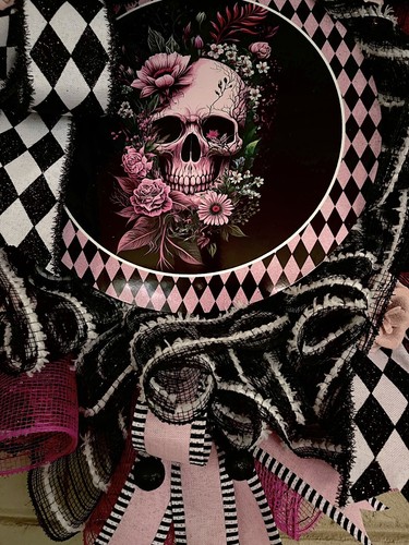 Halloween Skull Wreath For Front Door Spooky Handcrafted Skull Decor #1295 - Picture 3 of 13