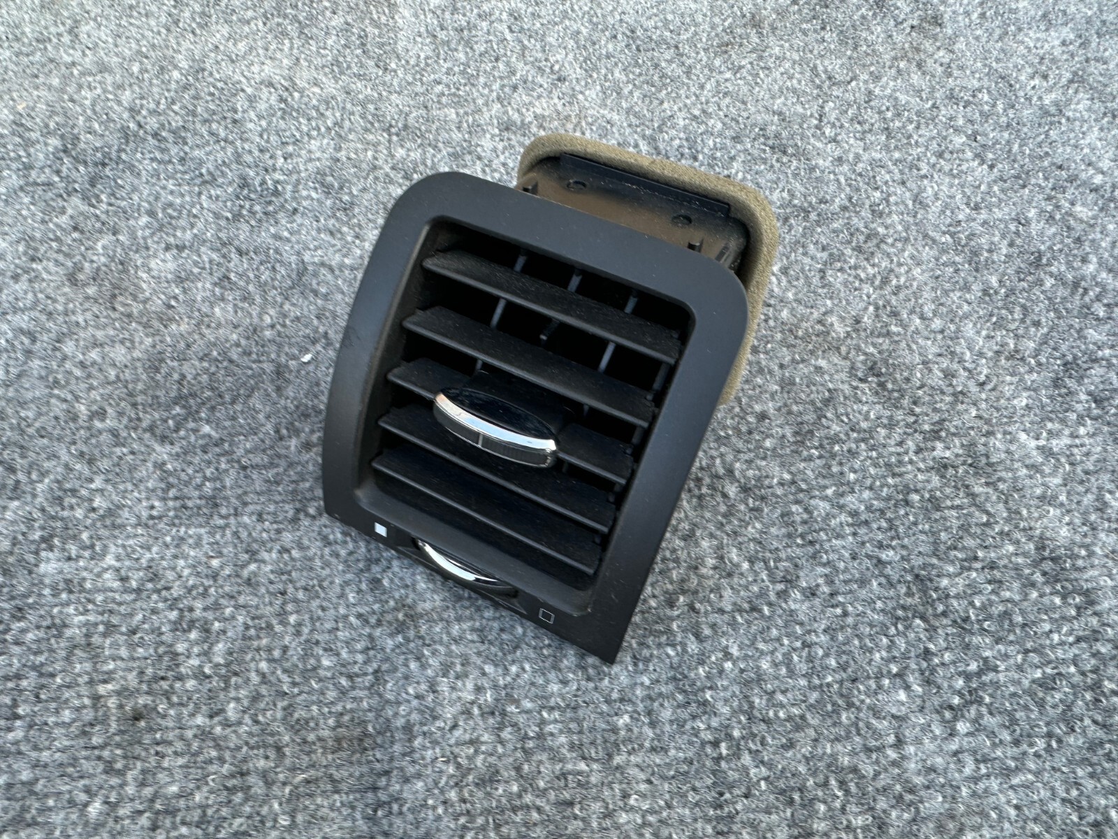 DASHBOARD SIDE AC AIR VENT ASSEMBLY 09-18 MASERATI QUATTROPORTE GRANTURISMO