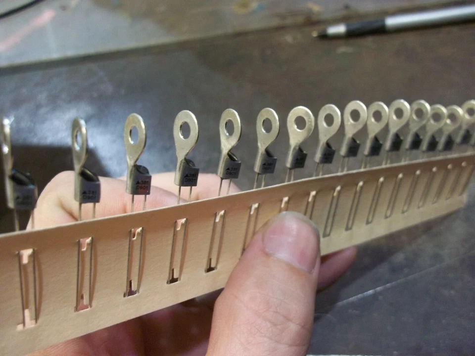 EPCOS B59901D110A40Z5 PTC THERMISTORS QTY. 500 (610) - Image 2 of 4