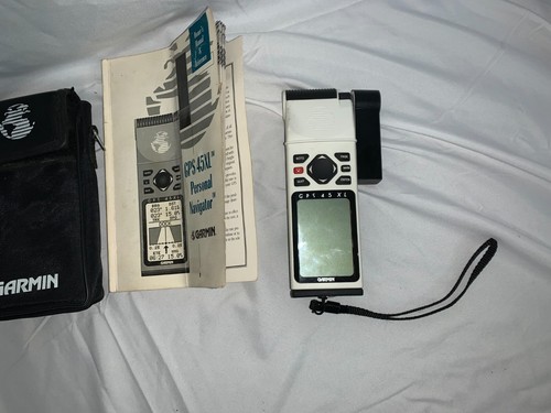 Garmin GPS 45XL Handheld Personal Navigator w/ Case + Manual Excellent Condition - Picture 2 of 13
