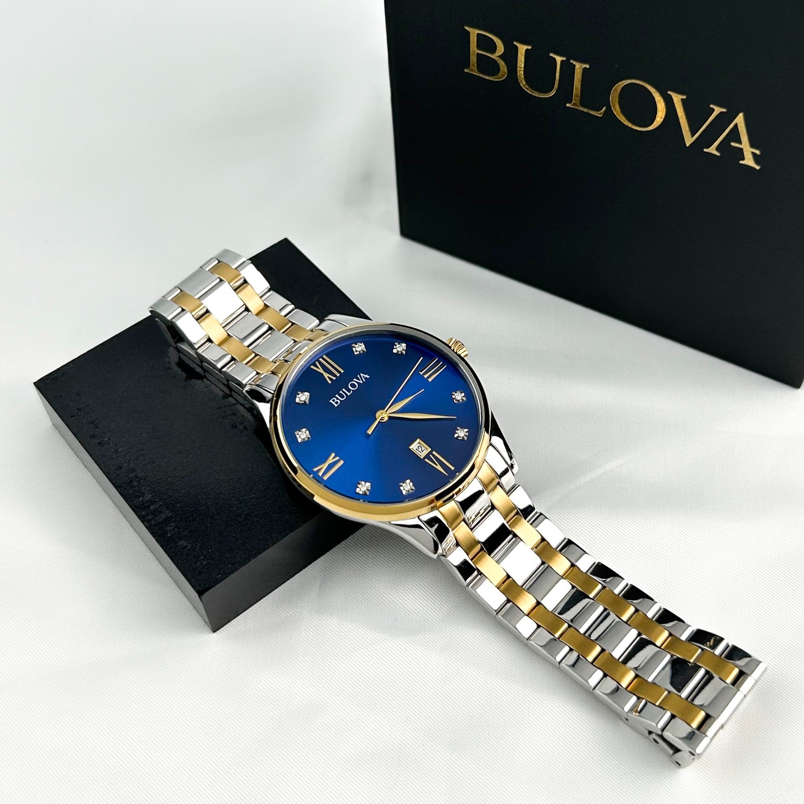 Bulova Men's Classic Blue Dial & Two Tone Bracelet 98D130 Quartz Watch 40mm