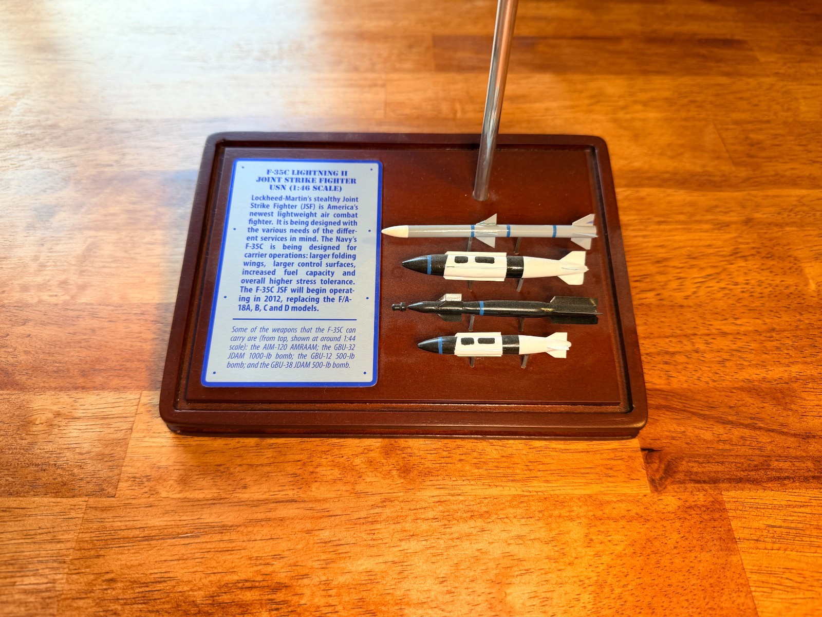 USN Lockheed F-35C Lightning II Carrier Version Desk Top 1/46 Model Airplane