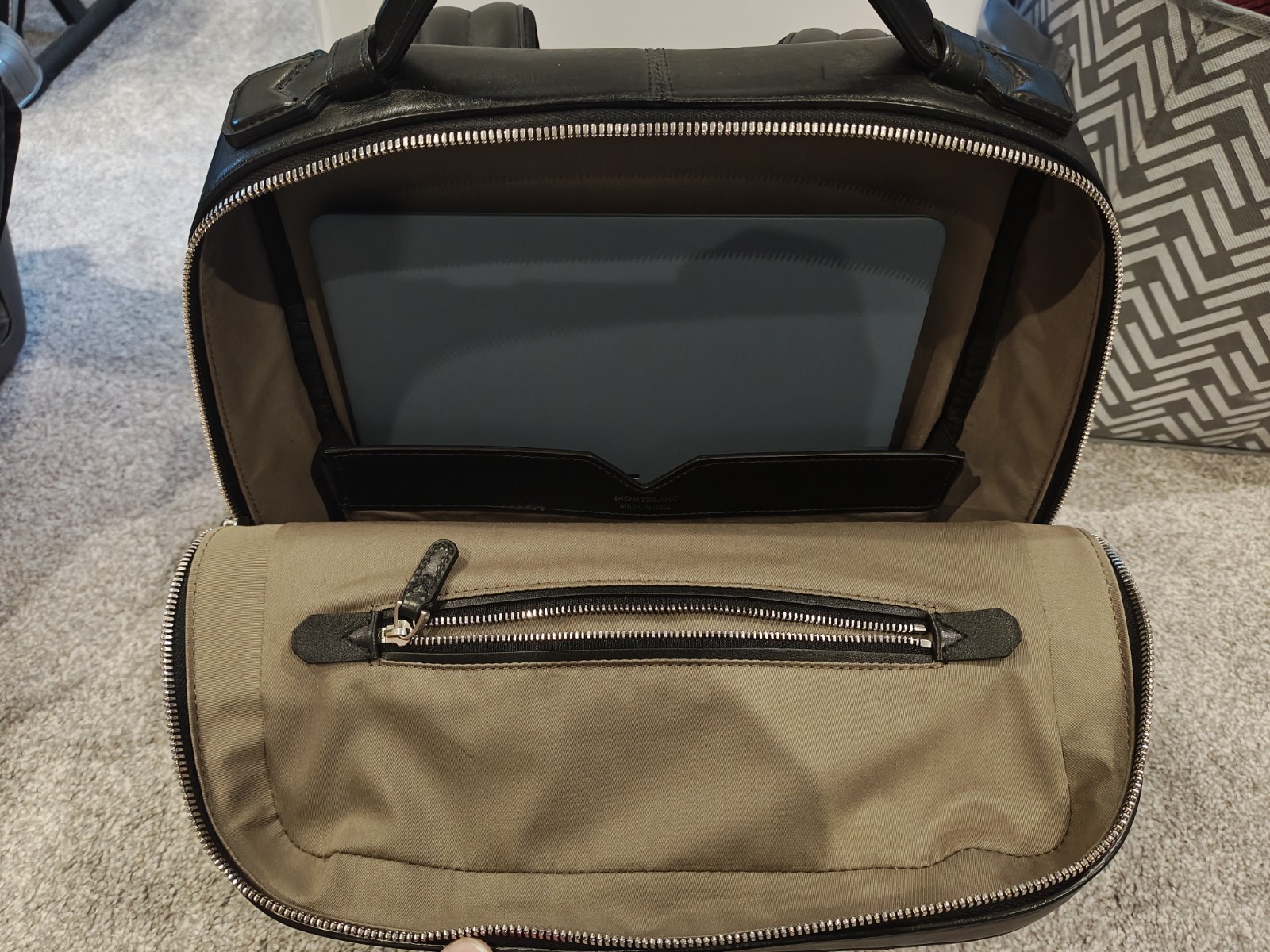 Mont Blanc Urban Slim Backpack Very Good Condition Rare image 2