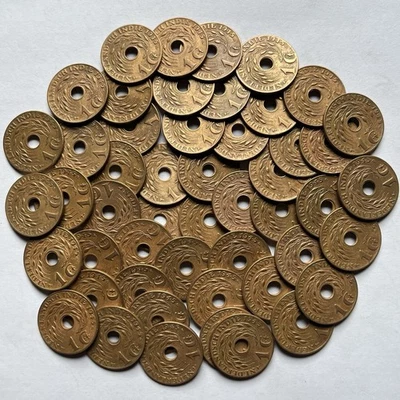 Lot of 50 Pcs Netherlands East Indies 1 Cent 1945-P Dutch Colonial Bronze Coins - Image 1 of 4