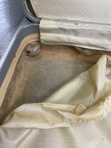 Samsonite Large Brown Hardshell Suitcase (damaged interior) - Picture 7 of 9