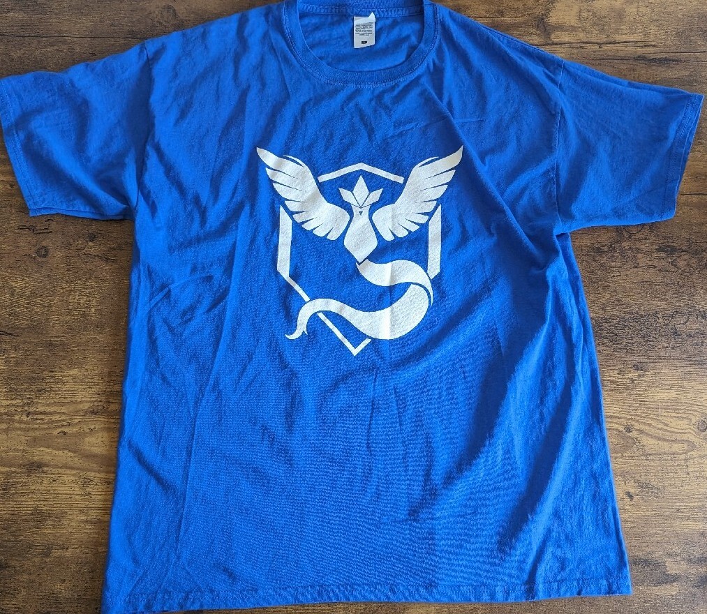 Official Pokemon Trading Card And Pokémon Go Promotional T-shirt