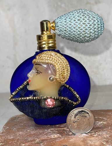 Vintage Albert  E. Price Cobalt Blue Atomizer Bottle w/Appliqué Celluloid Woman - Afbeelding 1 van 12